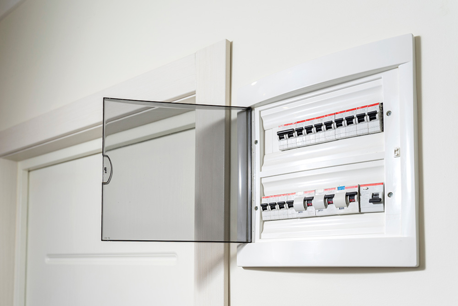Über­spannungs­schutz bei EBS Schönebeck in Schönebeck